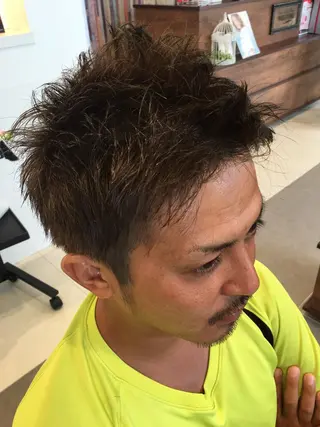 ショート ミディアム セミロング ロング カラー パーマ ヘアアレンジ メンズ キッズ ネイル マツエク・マツパ ひがし さゆりのヘアスタイル