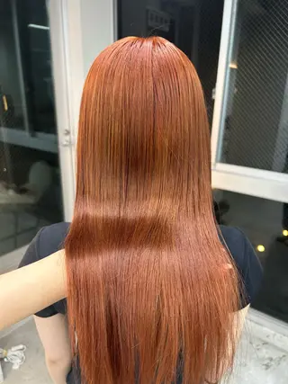 ロング カラー ヘアアレンジ MOE🌙 博多ハイトーンのヘアスタイル