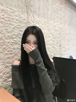 ロング カラー 韓国風暗髪ヘア🤍 🫧MIREIのヘアスタイル