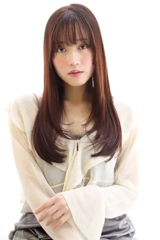 ロング 林 美里のヘアスタイル