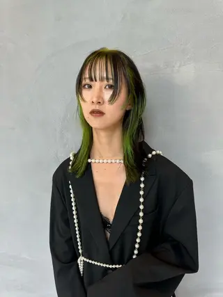 ミディアム カラー 美髪・シールエクステ ホソタニリョウコのヘアスタイル