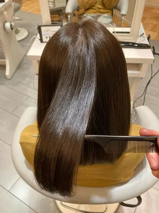 ミディアム カラー 西田 夏望のヘアスタイル