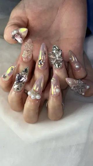 ネイル うにゃねいる🌷 Mayaのネイルデザイン