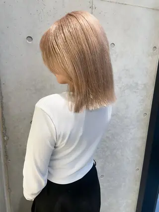 ショート カラー ヘアアレンジ ミニボブ/ブリーチ 🌈MISATOのヘアスタイル