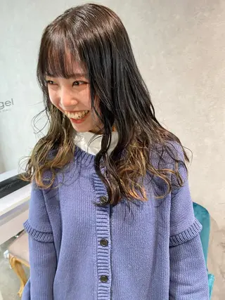 ロング カラー ヘアアレンジ XENA表参道 MIKUのヘアスタイル