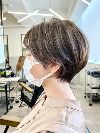 ショート カラー 色気レイヤー& ショートはお任せ🌟のヘアスタイル