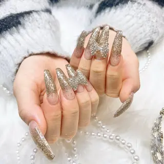 ネイル ayaka ギャルネイル🎀のネイルデザイン