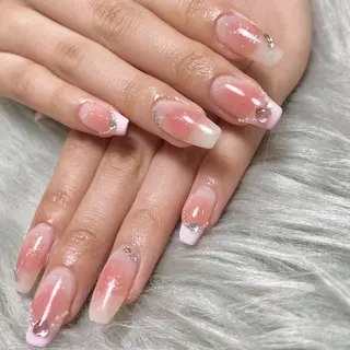 ネイル Roi〈ロワ〉 Reikaのネイルデザイン