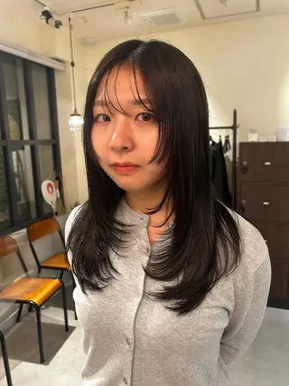 ミディアム kaguyahime  cheveuxsur所属・松井 龍星のヘアスタイル