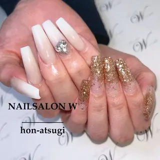 ネイル ネイルサロン ダブルのネイルデザイン