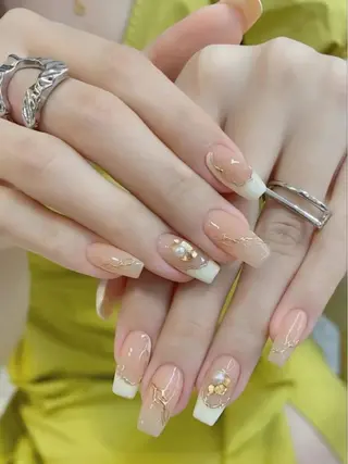 ネイル ROSE ANA CHUO 本川越のネイルデザイン