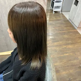 ミディアム カラー 阪口 萌のヘアスタイル