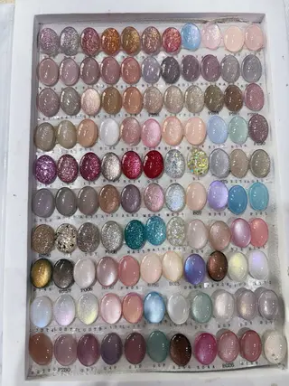 ネイル Nail R🌷 AKARI恵比寿のネイルデザイン