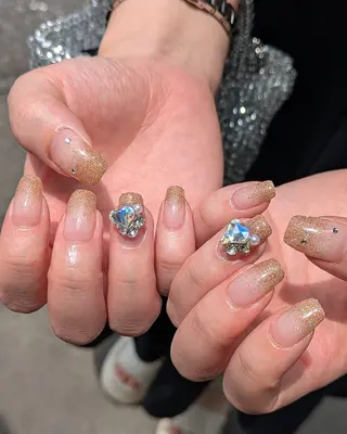 ネイル rokunana 佐野のネイルデザイン