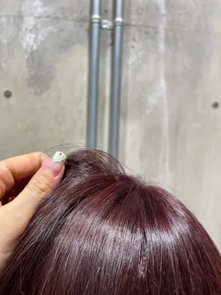 ミディアム カラー ワタナベ アオイのヘアスタイル