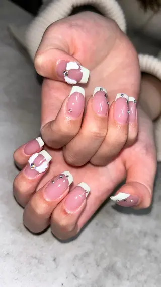 ネイル Prettiest nailのネイルデザイン