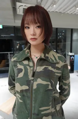 ショート カラー MINX 髙田凜々子 艶髪/ハイトーンのヘアスタイル