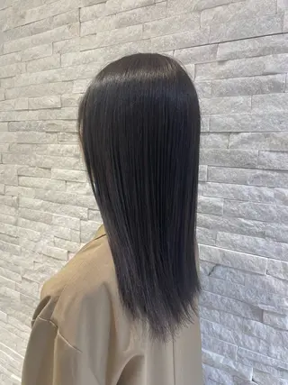 カラー KINGDOM UEDA IKUMIのヘアスタイル