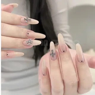 ネイル July Nailのネイルデザイン