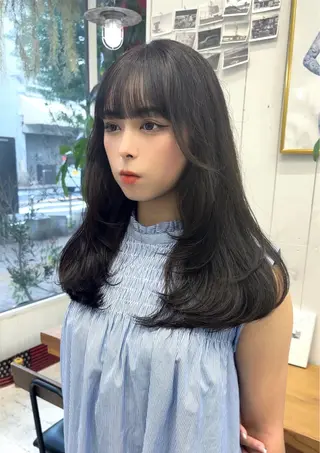 ロング カラー Ann./艶髪 /レイヤーカットのヘアスタイル