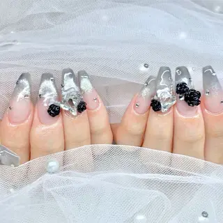 ネイル TiTi Pomme Rinoのネイルデザイン