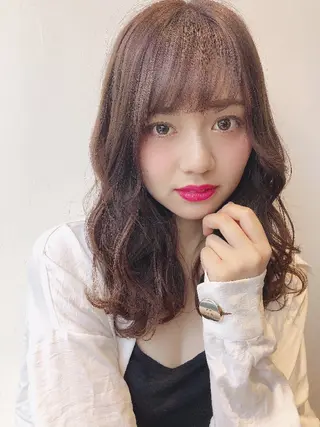 セミロング サロウィン銀座ray店所属・シノヅカ ケンゾーのヘアスタイル