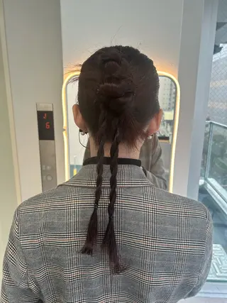 セミロング ヘアアレンジ Gisel みらののヘアスタイル