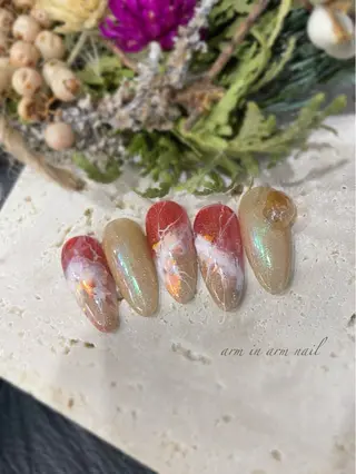 ネイル arm in arm ︎✿Yamamotoのマツエク・マツパデザイン