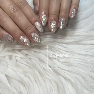 ネイル S♡JEWEL所属・S. JEWELのネイルデザイン