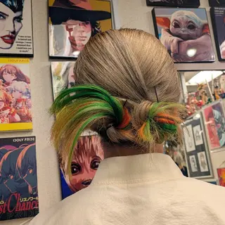 ロング カラー ヘアアレンジ fuwat所属・秋葉原でカラーする なら🐉ちぇーたんのヘアスタイル