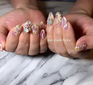 ネイル ﾈｲﾙﾙｰﾑﾘｯｶ 𝐦𝐚𝐲𝐮のネイルデザイン