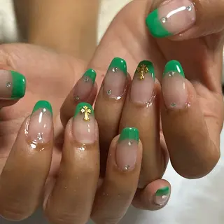 ミディアム nail&eyelash salon Mente所属・Nail room Mente / 舞のネイルデザイン