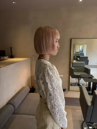 ショート ボブ/タイトアレンジ 個性派結婚式アレンジのヘアスタイル