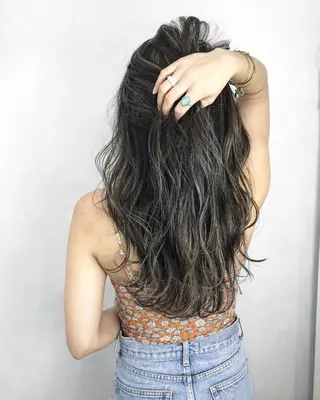 ロング カラー TATSUYA アートディレクターのヘアスタイル