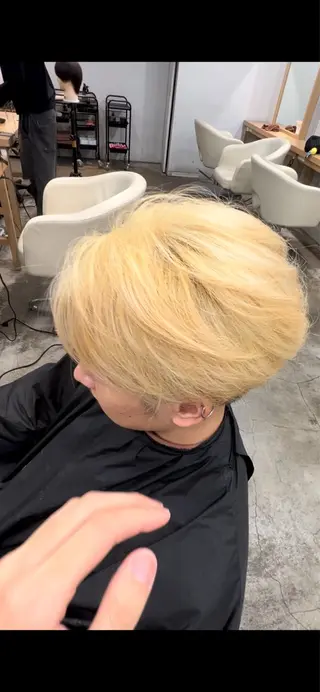 カラー AITOKYO たけし　メンズのヘアスタイル