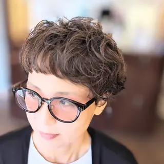 ショート 井上 真貴子のヘアスタイル