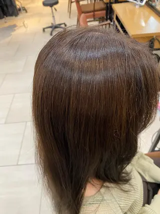 ロング あやめ【顔まわり/レ イヤー/柔らかカラ】のヘアスタイル