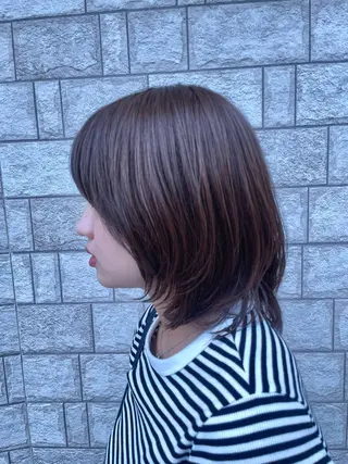 ミディアム 渡辺 恵理佳のヘアスタイル