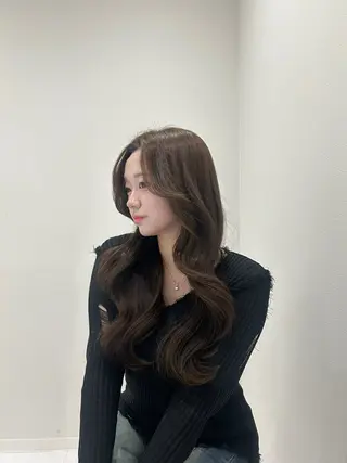 ロング MAEUL NAGOYA所属・⛓ワンホンレイヤー 🥀🖤/あいりのヘアスタイル