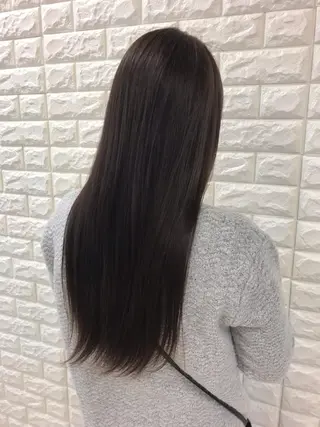 ロング カラー 顔まわりカット✄ ベージュカラー🧸のヘアスタイル