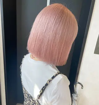 ショート ハイトーン特化/ モエ🍑のヘアスタイル