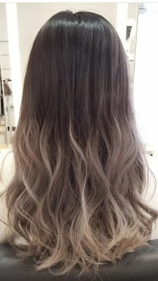 ロング カラー GiseL天神カラー 髪質改善/ブリーチのヘアスタイル