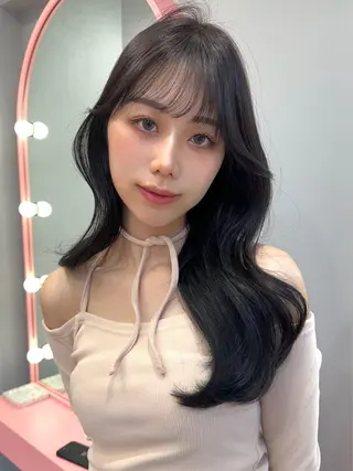 ロング REINA𓍯/ 透明感カラー/顔周りのヘアスタイル