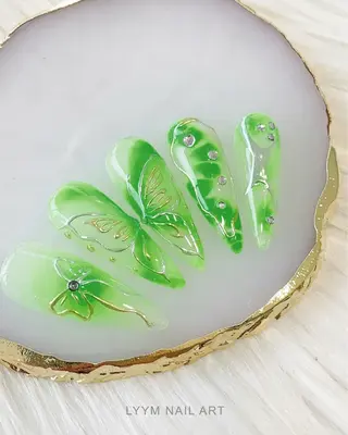 ネイル LYYM Salonのネイルデザイン