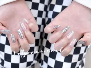 ネイル Mona【パラジェル ・長さ出し専門店】のネイルデザイン