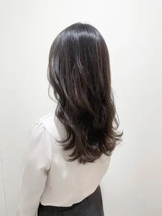 ロング カラー 石原 悠貴のヘアスタイル