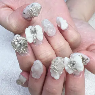 ネイル Rire_eye+beauty_nail所属・Rire_ nail_yukiのネイルデザイン