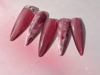 ネイル Moon's🌙💅 Shioriのネイルデザイン