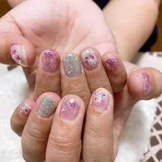 ネイル The Best Beauty受付担当のヘアスタイル