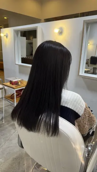 カラー 橋本 稀乃のヘアスタイル